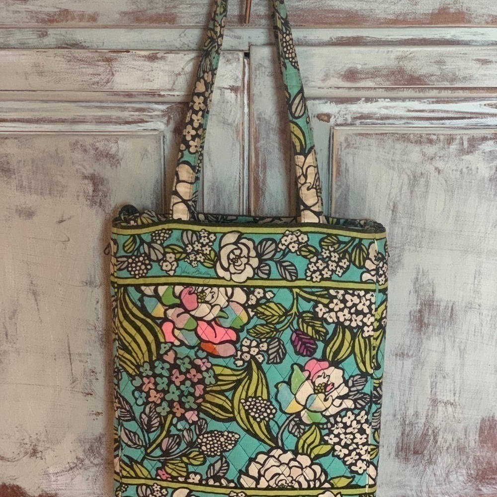 Vera Bradley Island Bloom Laptop case & Sleeve​​​​​​​​​ - Picture 4 of 8